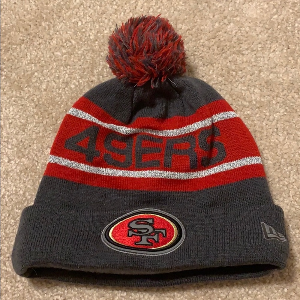 San Francisco 49ers pom beanie